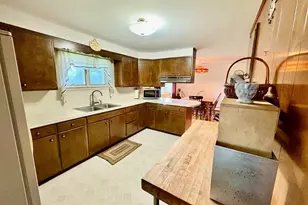 2460 Honeysuckle Ln, Lancaster, PA 17603 - Photo 13