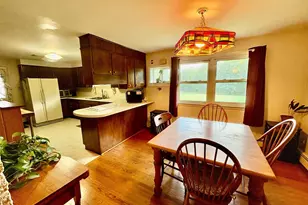 2460 Honeysuckle Ln, Lancaster, PA 17603 - Photo 11