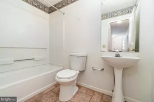 117 Hawk Valley Ln, Denver, PA 17517 - Photo 19