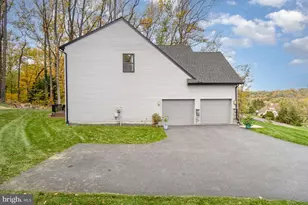 2808 Spring Valley Rd, Lancaster, PA 17601 - Photo 5