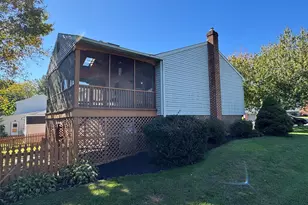 401 Edgemont Dr, Willow Street, PA 17584 - Photo 5