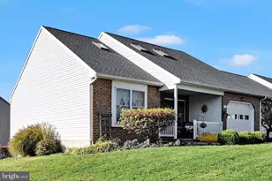 53 Knollwood Rd, Millersville, PA 17551 - Photo 3