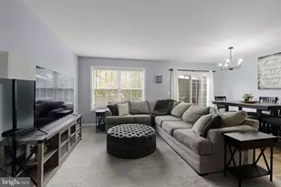 325 Deerfield Dr, Mount Joy, PA 17552 - Photo 7