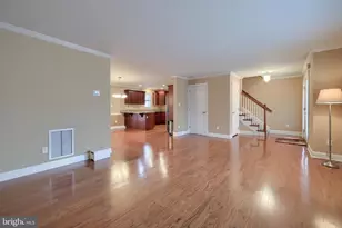 120 Baneberry Ln, Lititz, PA 17543 - Photo 7