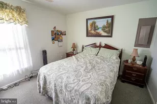 210 Rocklawn Ln, Lancaster, PA 17601 - Photo 11