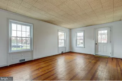 148 E Broad Street, New Holland, PA 17557 - Photo 5