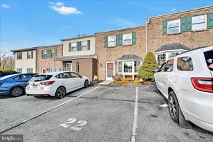 1322 Blue Jay Dr, Lancaster, PA 17601 - Photo 3