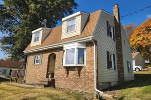 827 Disston View Dr, Lititz, PA 17543 - Photo 3