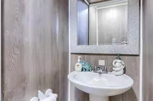 410 W Vine St, Lancaster, PA 17603 - Photo 21
