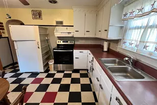 327 W Ferdinand St, Manheim, PA 17545 - Photo 9