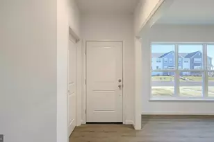 64 N Conifer Dr, Elizabethtown, PA 17022 - Photo 9