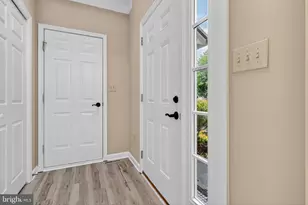 213 Pine Bridge Ln, Lancaster, PA 17603 - Photo 5
