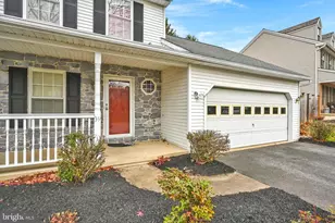 39 Manor Oaks Dr, Millersville, PA 17551 - Photo 3