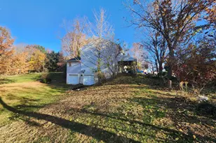 68 Daffodil Dr, Manheim, PA 17545 - Photo 3