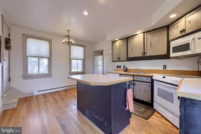 739 Village Road, Lancaster, PA 17602 - Photo 7