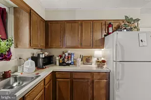 222 E High St, Manheim, PA 17545 - Photo 17