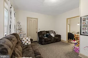 222 E High St, Manheim, PA 17545 - Photo 35