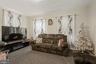 222 E High St, Manheim, PA 17545 - Photo 33