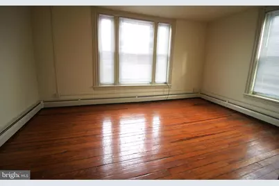 254 S Railroad Avenue, New Holland, PA 17557 - Photo 9