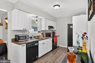 1004 Tom Paine Dr, Lancaster, PA 17603 - Photo 11