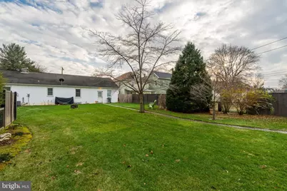 141 E Lincoln Avenue, Lititz, PA 17543 - Photo 11