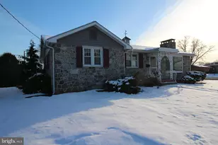 535 S 6th St, Denver, PA 17517 - Photo 5