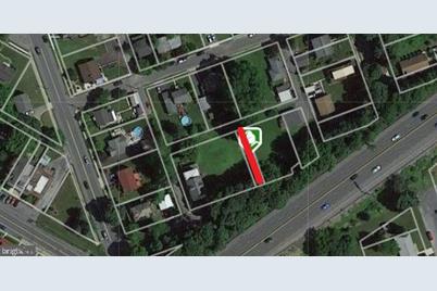 1825 W Columbia Street - Photo 1