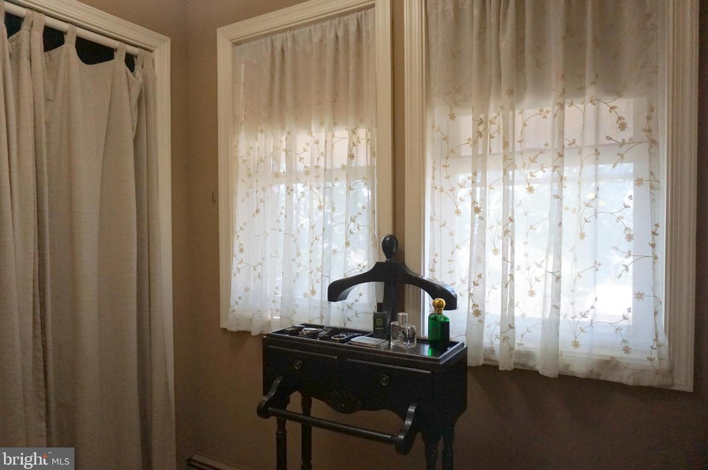 134 4 St, Emmaus PA 18049-2731 exterior