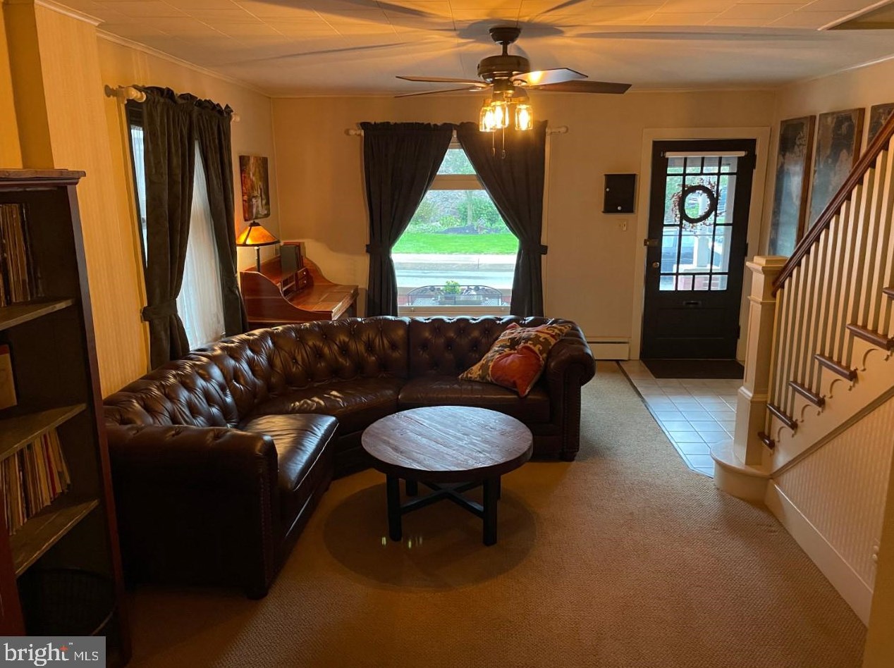 134 4 St, Emmaus PA 18049-2731 exterior