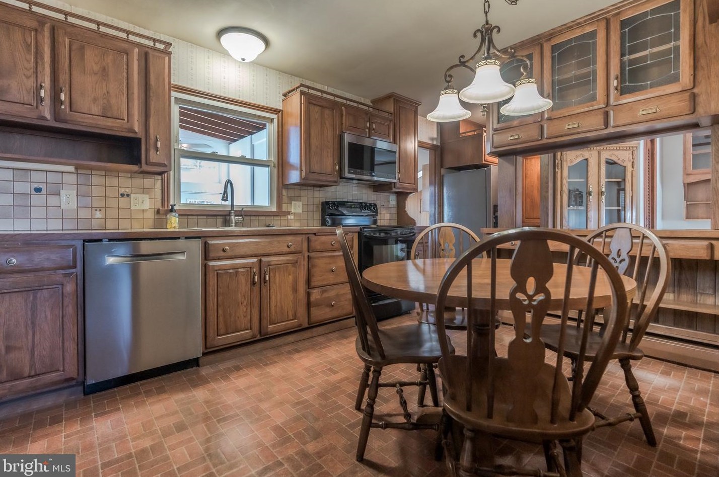 1620 Wood St, Emmaus PA  18049-3322 exterior