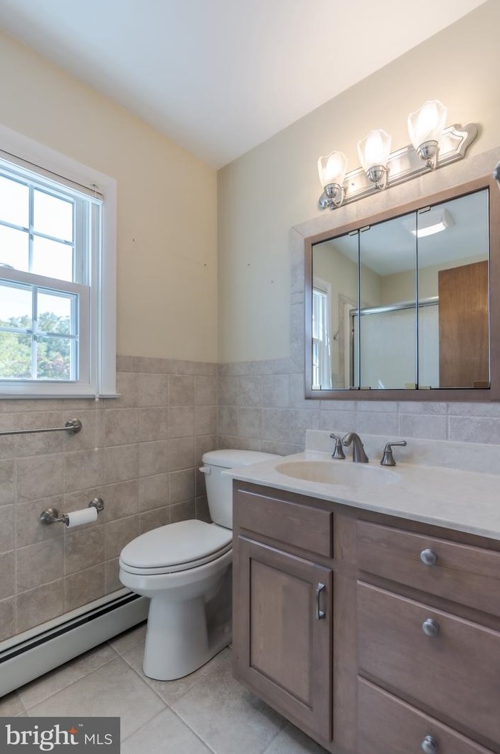 1620 Wood St, Emmaus PA  18049-3322 exterior