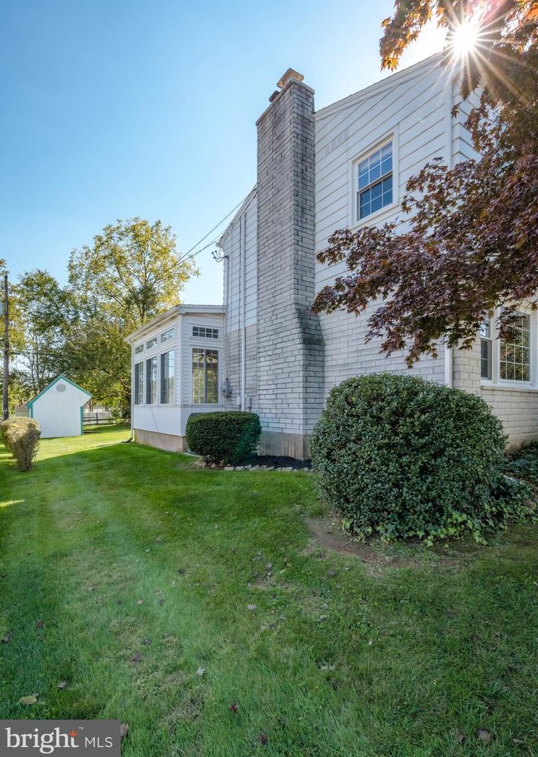 1620 Wood St, Emmaus PA  18049-3322 exterior