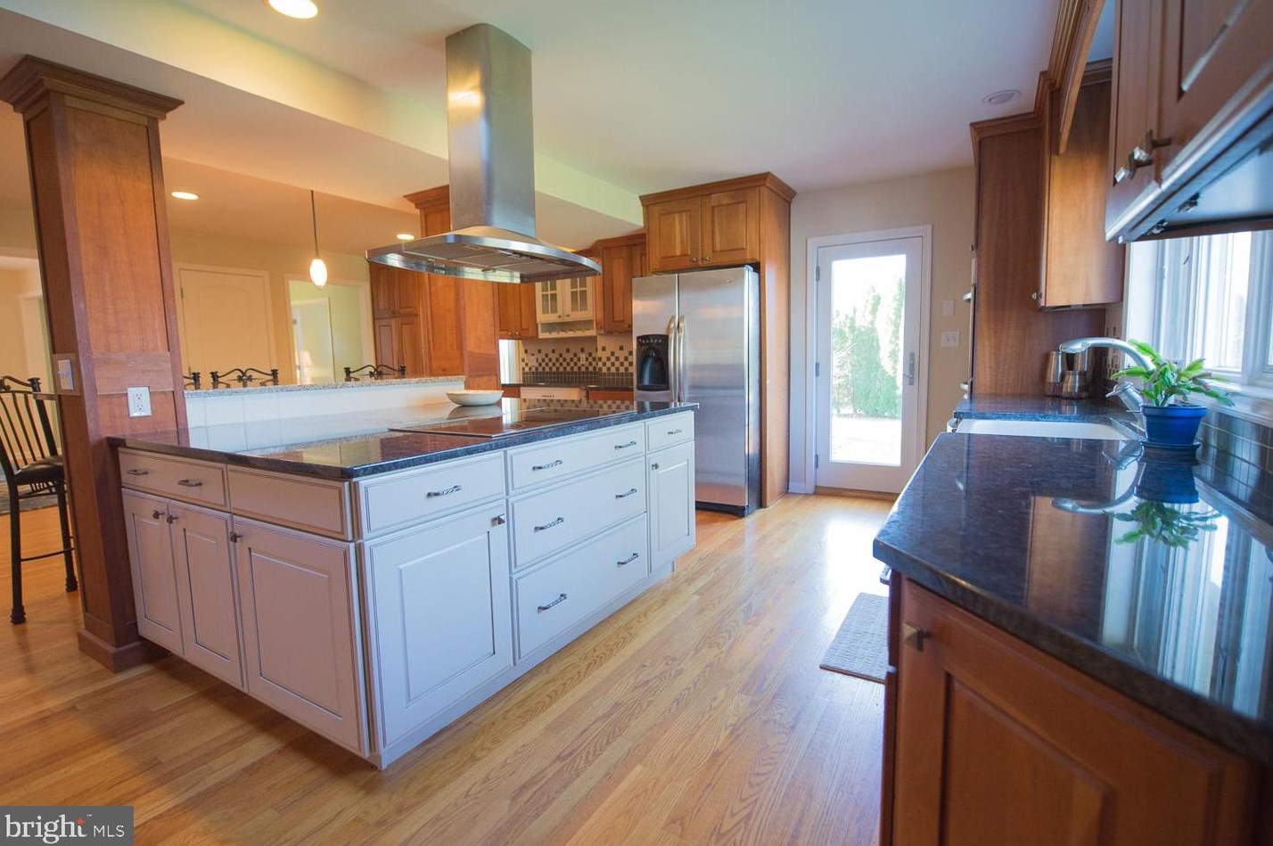 1015 7 St, Emmaus PA 18049-1607 exterior