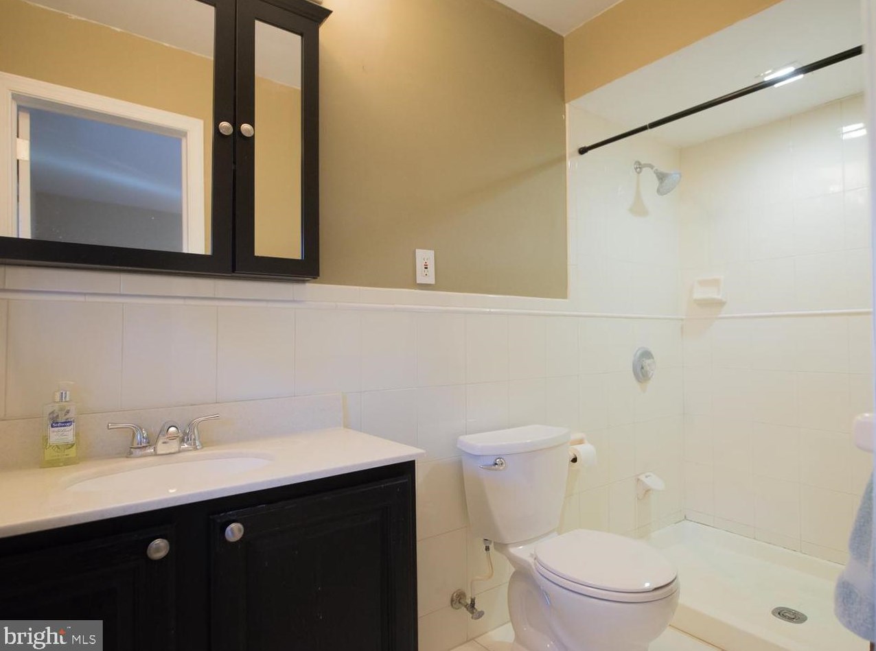 1015 7 St, Emmaus PA 18049-1607 exterior