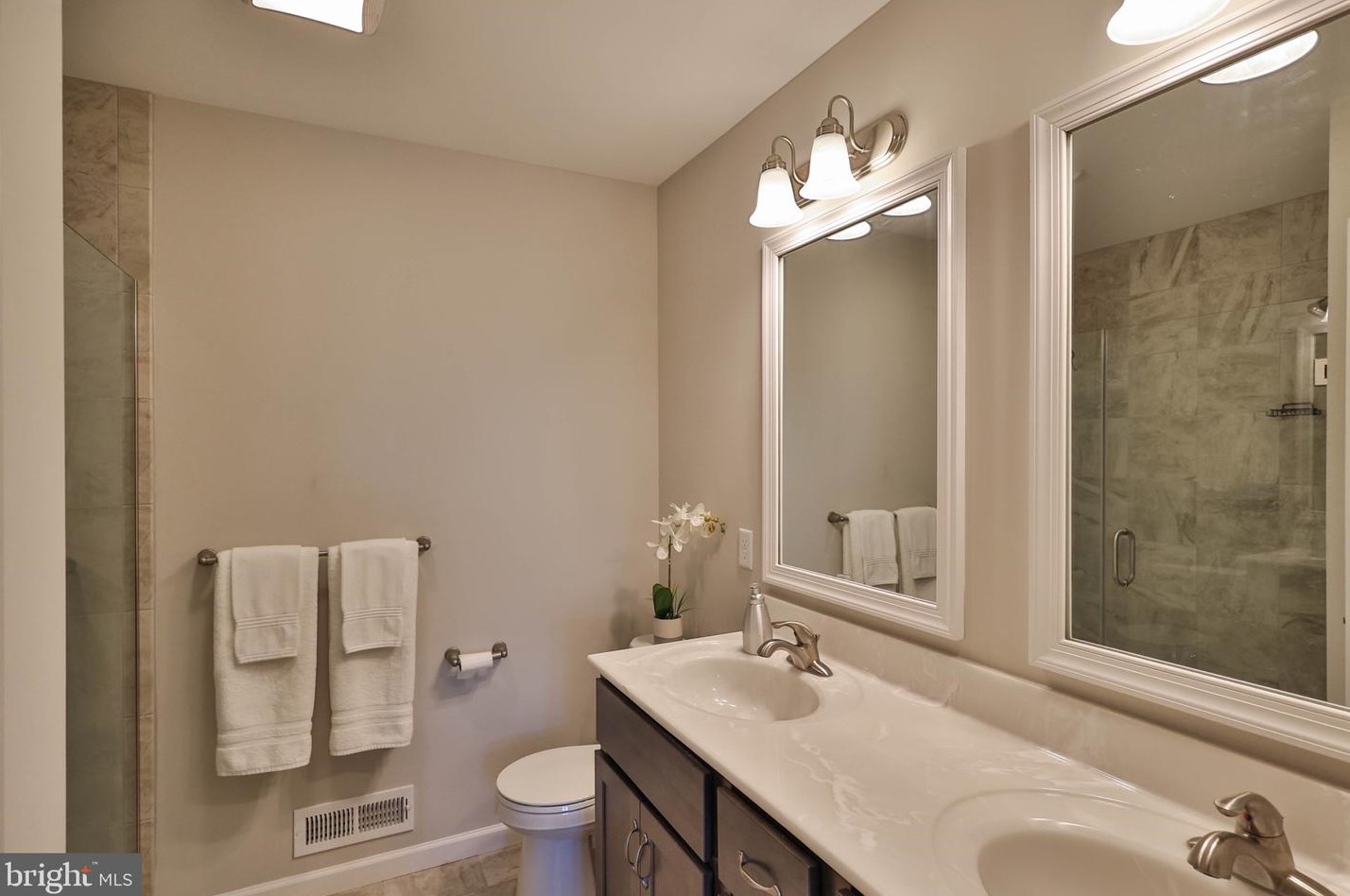 1279 Tilghman St, Emmaus PA  18049-3530 exterior