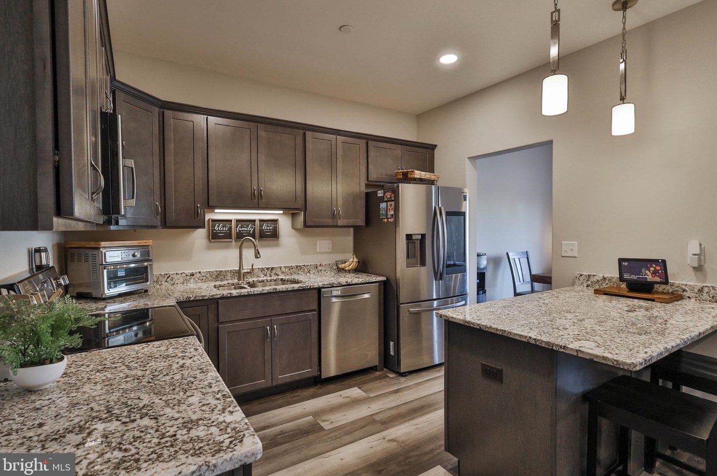 1279 Tilghman St, Emmaus PA  18049-3530 exterior