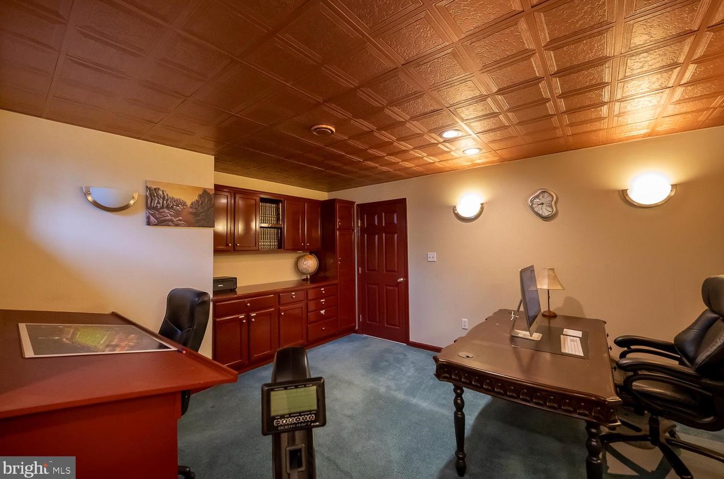 407 2 St, Emmaus PA 18049-3901 exterior