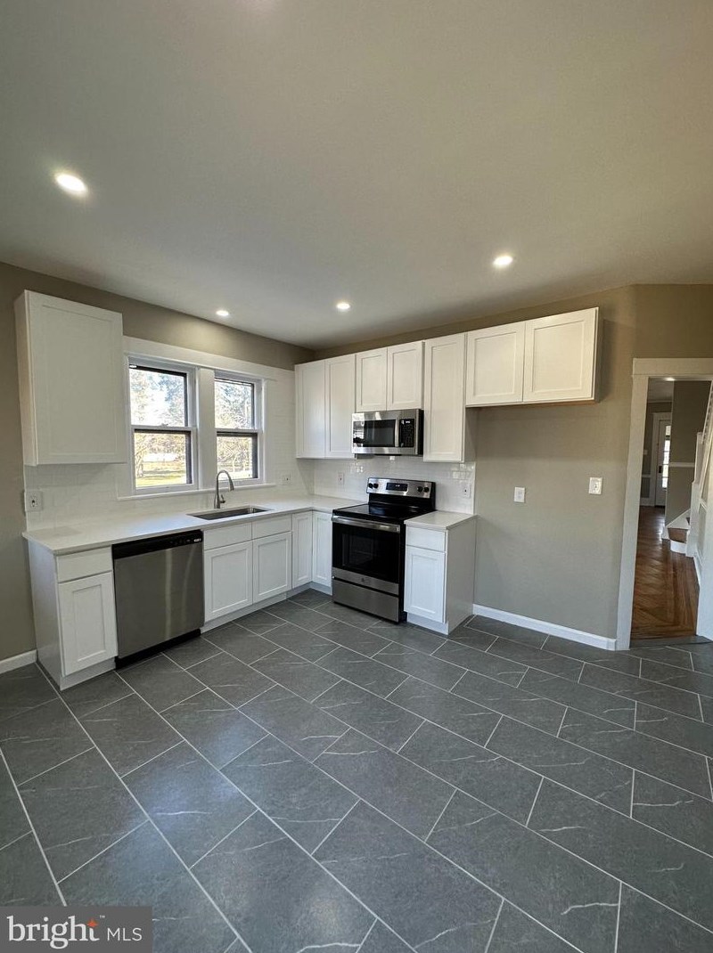 639 9th Ave, Bethlehem PA  18018-5036 exterior