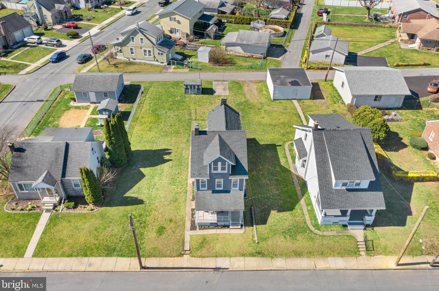 1616 Chapel Ave, Allentown PA  18103-5043 exterior