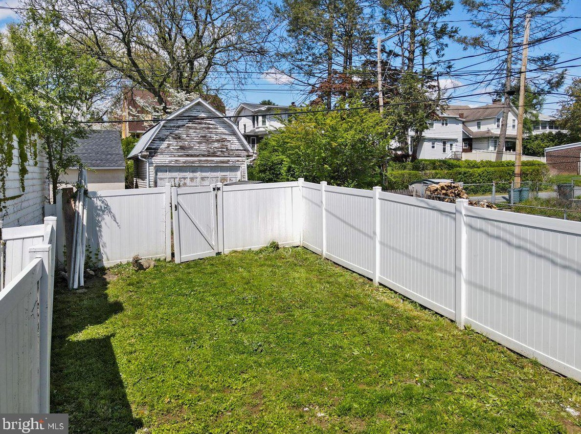 1850 North St, Bethlehem PA  18018-3311 exterior