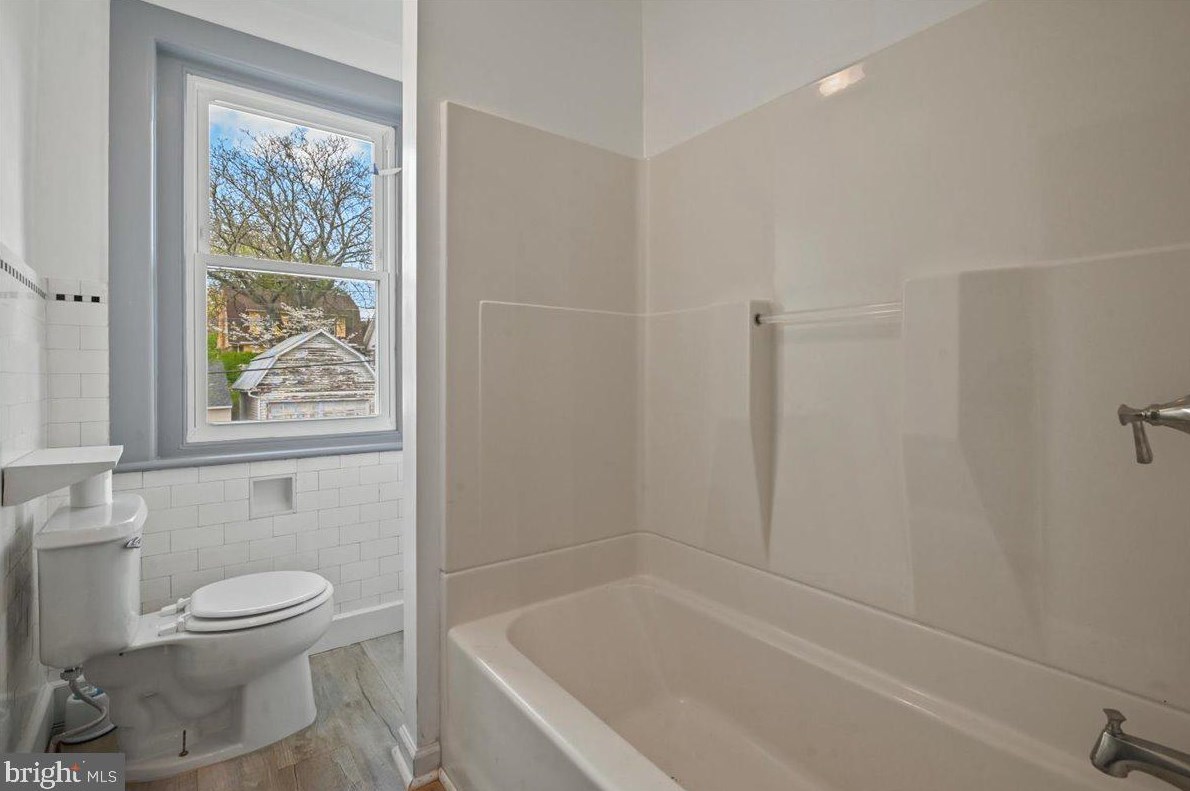 1850 North St, Bethlehem PA  18018-3311 exterior