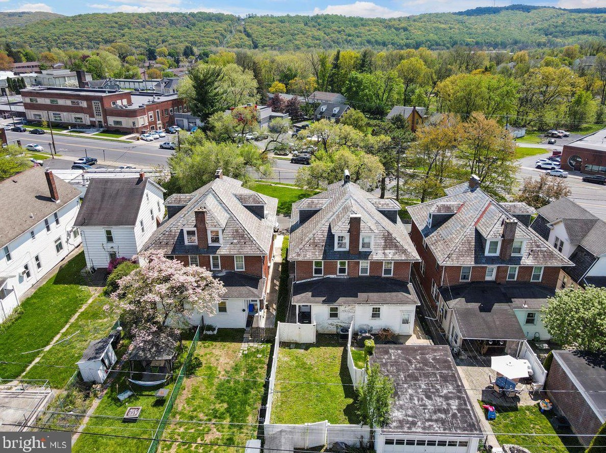 1850 North St, Bethlehem PA  18018-3311 exterior