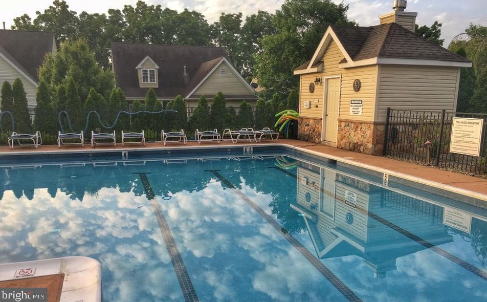 2781 Terrwood Dr, Macungie PA  18062-8490 exterior