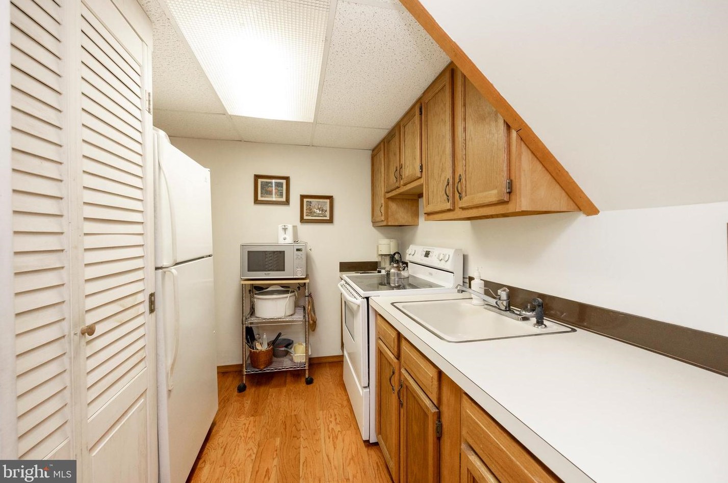 9115 Gackenbach Rd, Steinsville PA  19529-9022 exterior