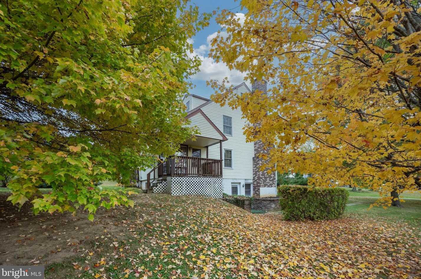 9115 Gackenbach Rd, Steinsville PA  19529-9022 exterior