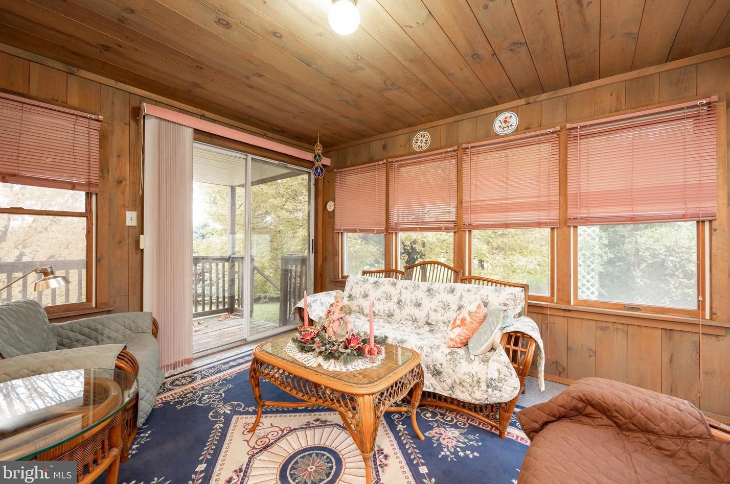 9115 Gackenbach Rd, Steinsville PA  19529-9022 exterior