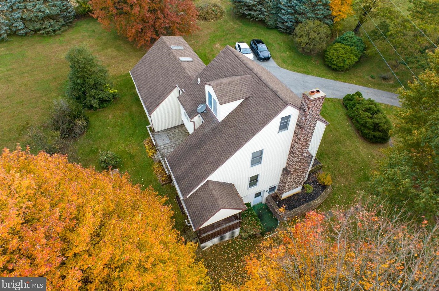 9115 Gackenbach Rd, Steinsville PA  19529-9022 exterior