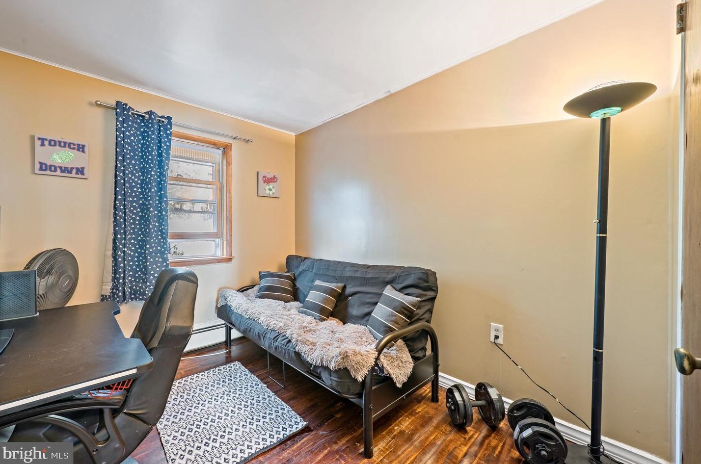 695 Brookdale St, Allentown PA  18103-4841 exterior