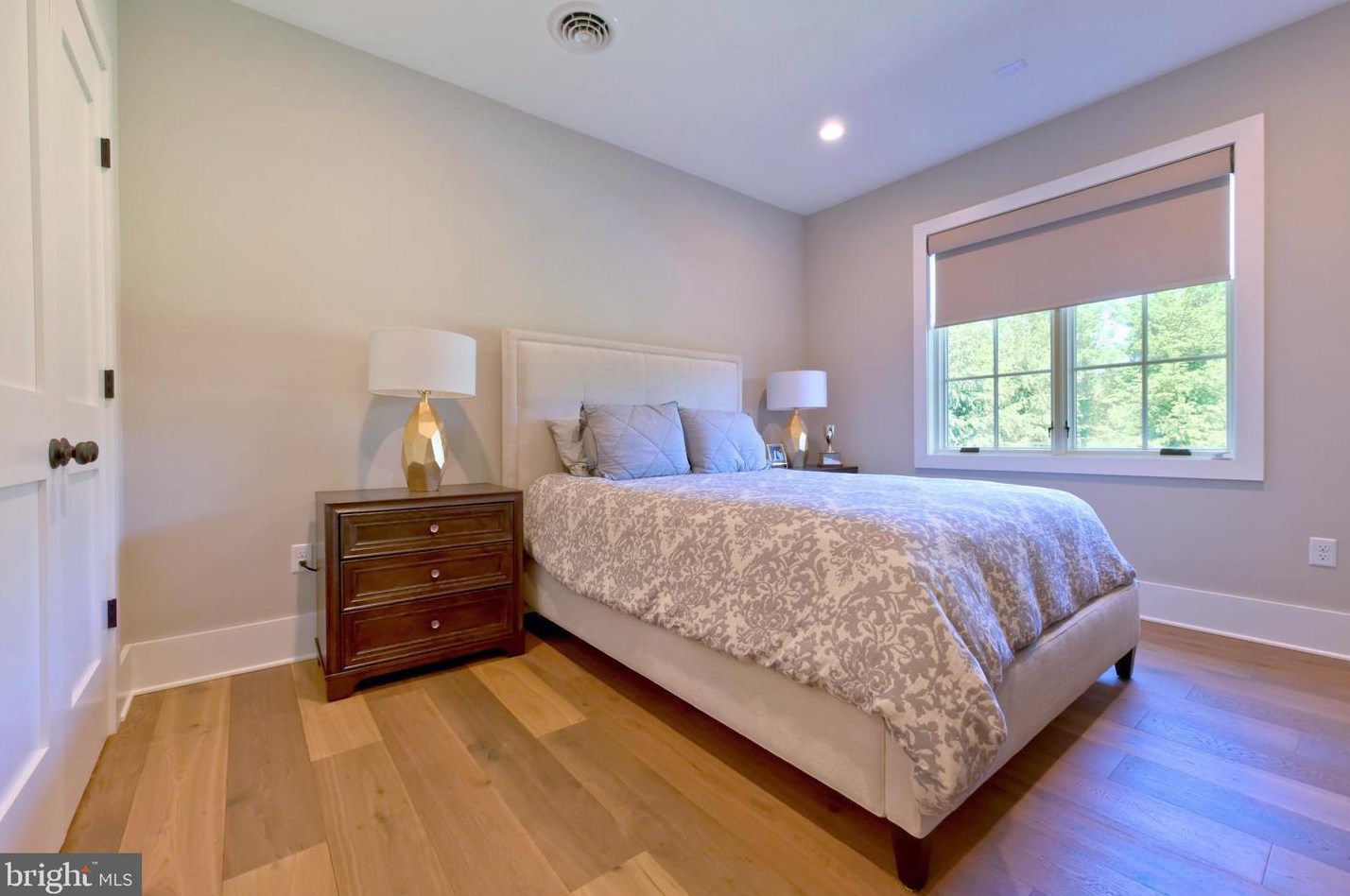 2747 Avenue Du Vlg, Bethlehem PA  18015-9117 exterior