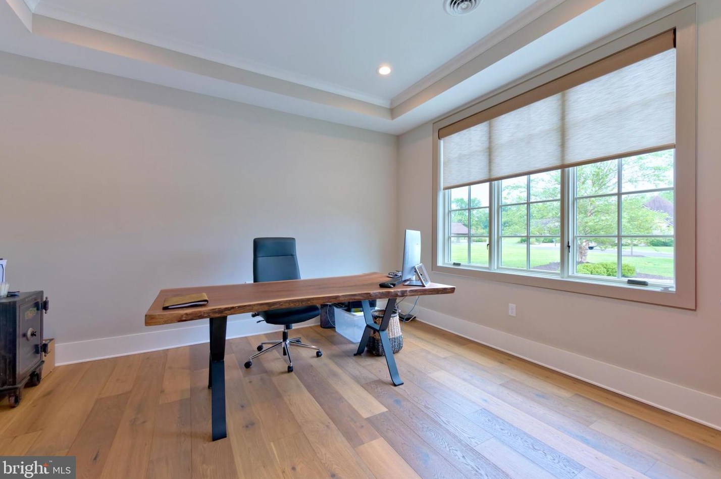 2747 Avenue Du Vlg, Bethlehem PA  18015-9117 exterior